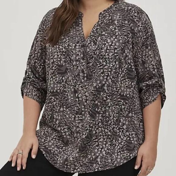TORRID Leopard Cheetah Animal Print Blouse Sz 5 - Picture 1 of 5